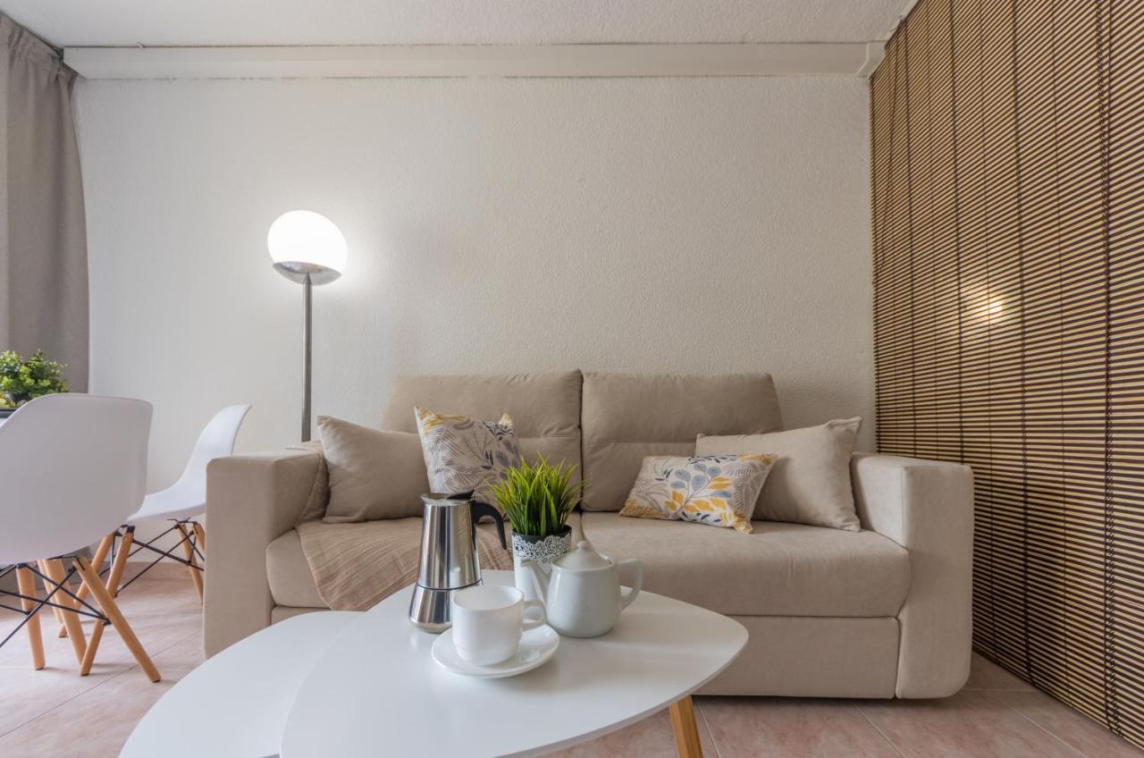 Apartamentos Alboran-Arysal Salou Exteriör bild