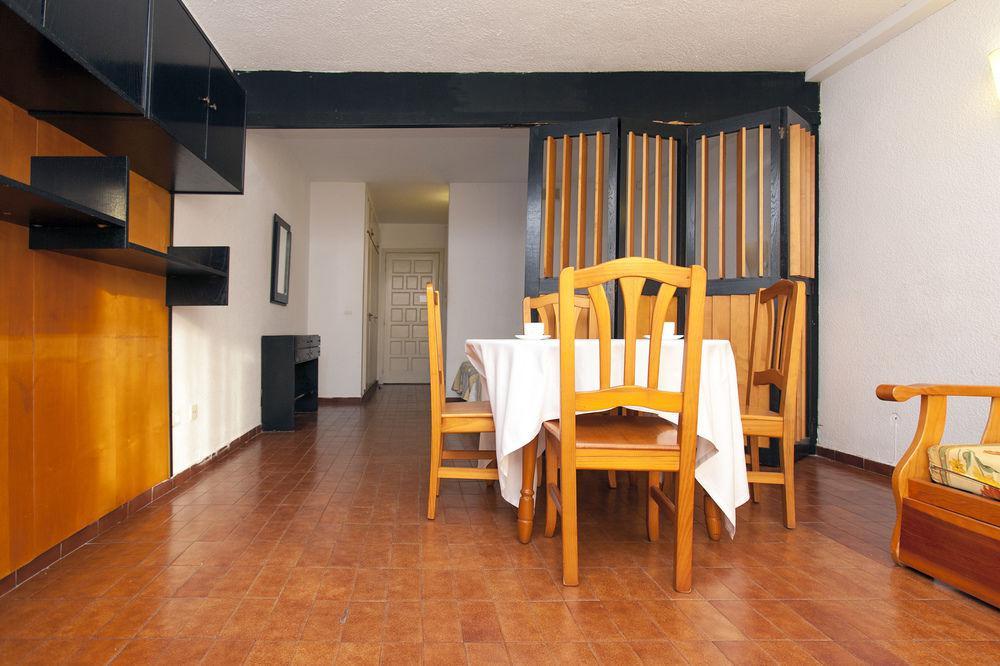 Apartamentos Alboran-Arysal Salou Exteriör bild