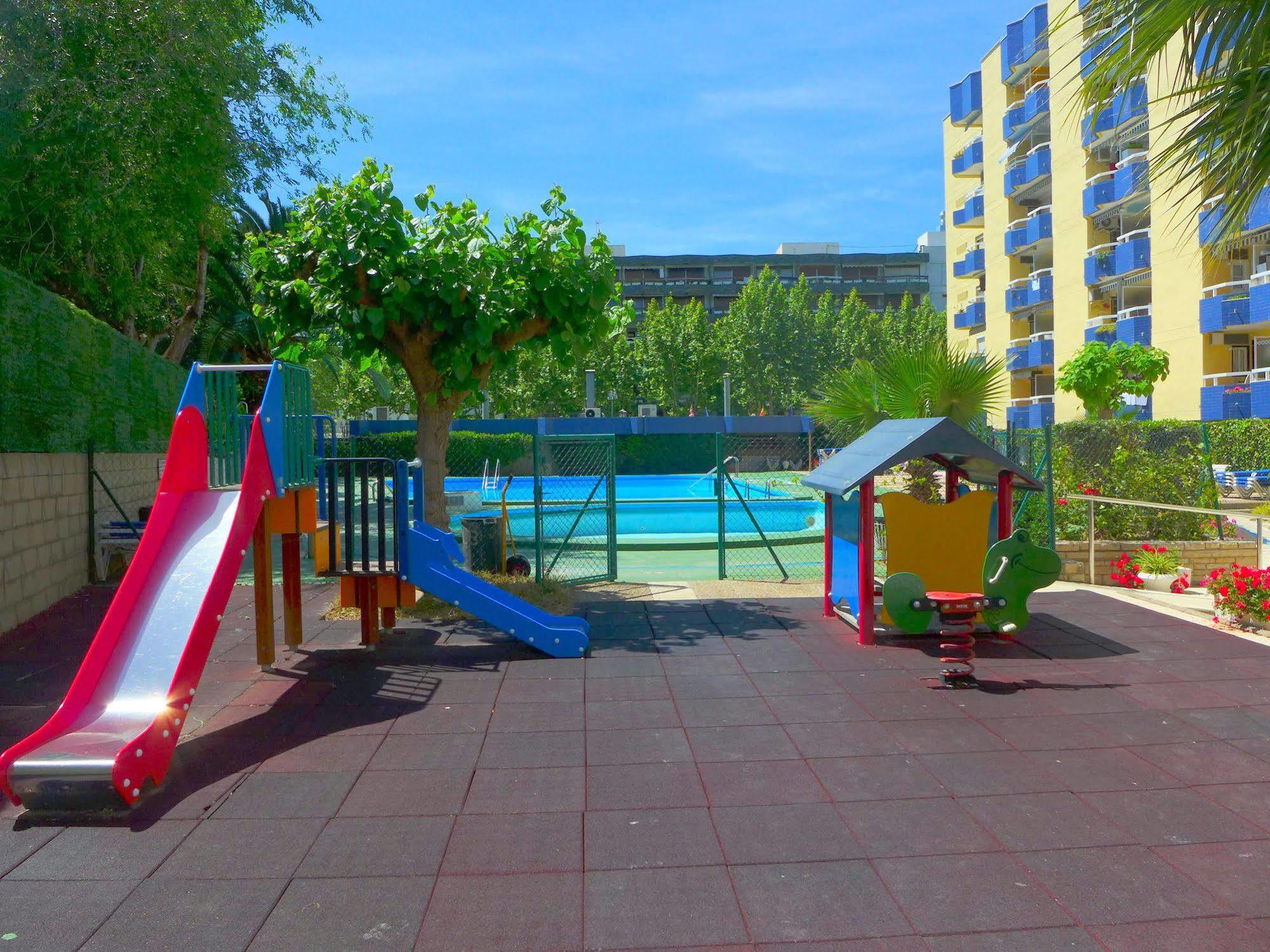 Apartamentos Alboran-Arysal Salou Exteriör bild